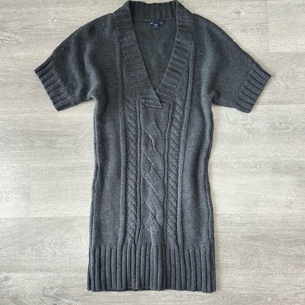 Gap grey v neck cable knit dress/ long top